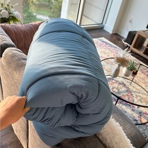 Blue Queen Comforter